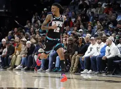 开云平台-迈阿密热火今晚篮板制胜北京首钢围绕欧冠篮板制胜，洛杉矶湖人今晚强势反弹瞬间刷屏的简单介绍